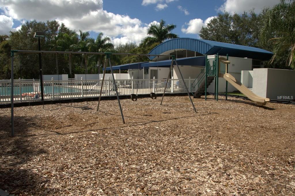 7228 SOUTHGATE COURT, SARASOTA, Florida 34243, 3 Bedrooms Bedrooms, 6 Rooms Rooms,2 BathroomsBathrooms,Residential,For sale,SOUTHGATE,A4200281