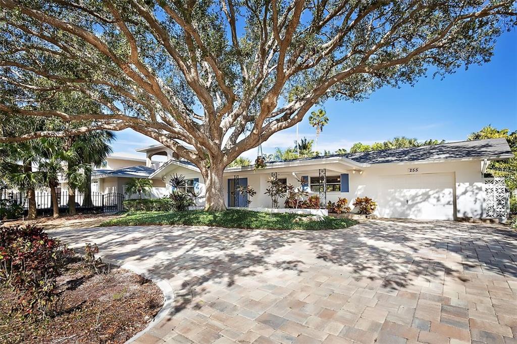 255 2ND STREET W, TIERRA VERDE, Florida 33715, 3 Bedrooms Bedrooms, 8 Rooms Rooms,2 BathroomsBathrooms,Residential,For sale,2ND,U7843145