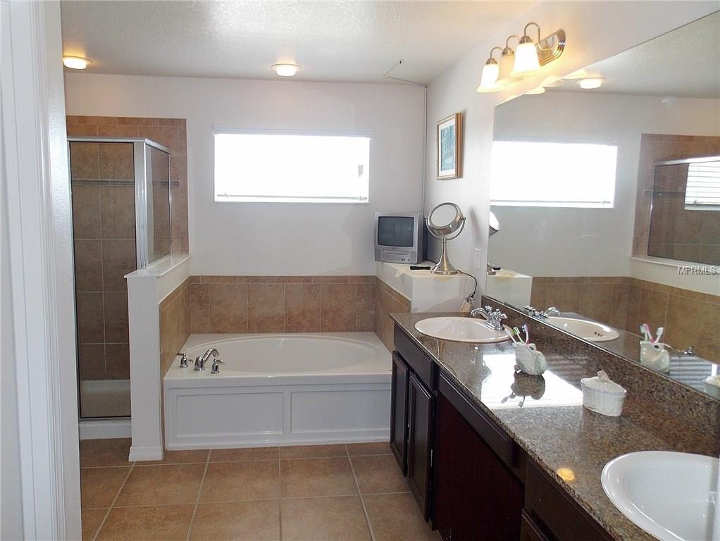 9025 SIENNA MOSS LANE, RIVERVIEW, Florida 33578, 5 Bedrooms Bedrooms, 10 Rooms Rooms,4 BathroomsBathrooms,Residential,For sale,SIENNA MOSS,T2925442