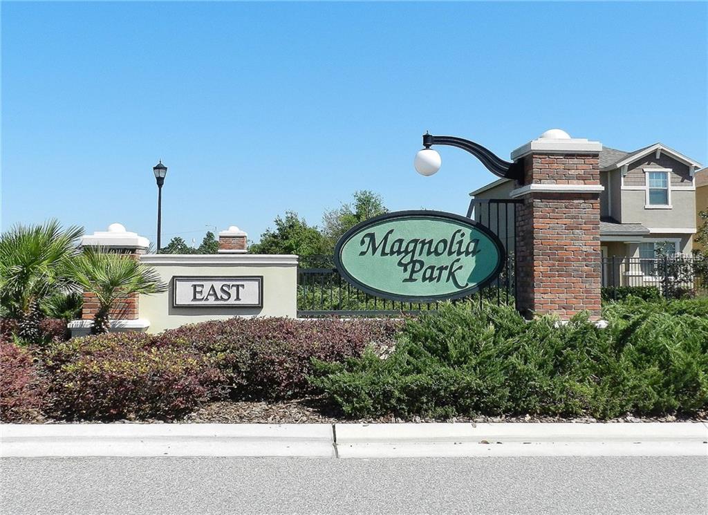 9025 SIENNA MOSS LANE, RIVERVIEW, Florida 33578, 5 Bedrooms Bedrooms, 10 Rooms Rooms,4 BathroomsBathrooms,Residential,For sale,SIENNA MOSS,T2925442