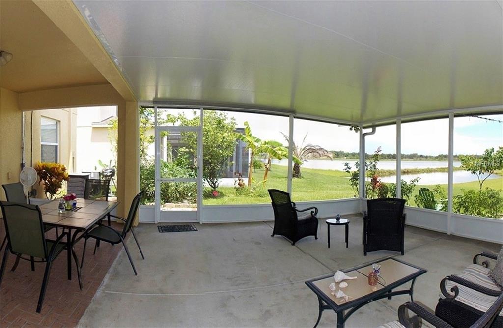 9025 SIENNA MOSS LANE, RIVERVIEW, Florida 33578, 5 Bedrooms Bedrooms, 10 Rooms Rooms,4 BathroomsBathrooms,Residential,For sale,SIENNA MOSS,T2925442