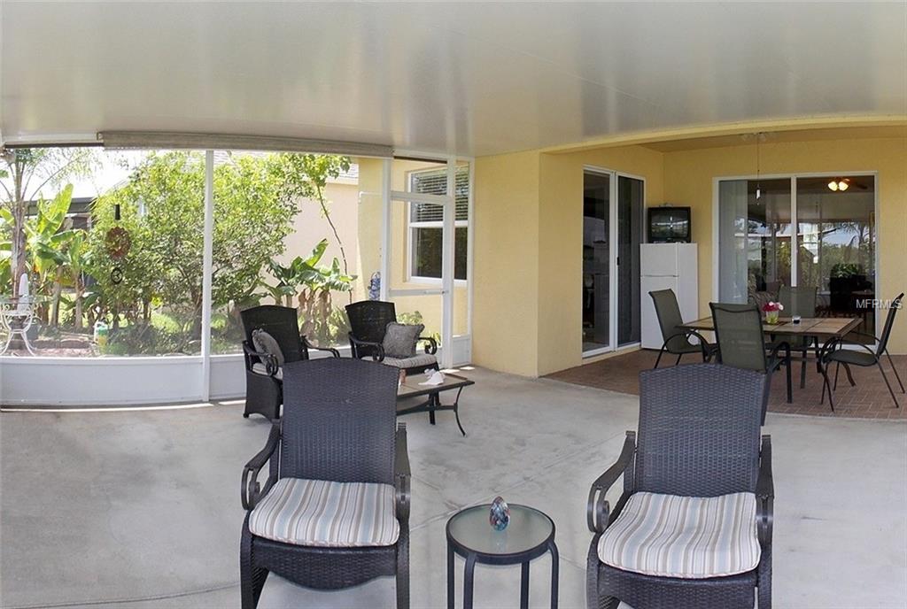 9025 SIENNA MOSS LANE, RIVERVIEW, Florida 33578, 5 Bedrooms Bedrooms, 10 Rooms Rooms,4 BathroomsBathrooms,Residential,For sale,SIENNA MOSS,T2925442