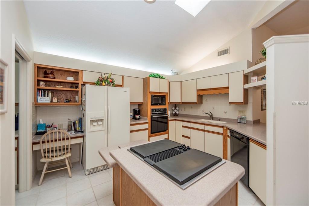 2680 CLUBHOUSE DRIVE, LAKE WALES, Florida 33898, 3 Bedrooms Bedrooms, 6 Rooms Rooms,2 BathroomsBathrooms,Residential,For sale,CLUBHOUSE,P4718914