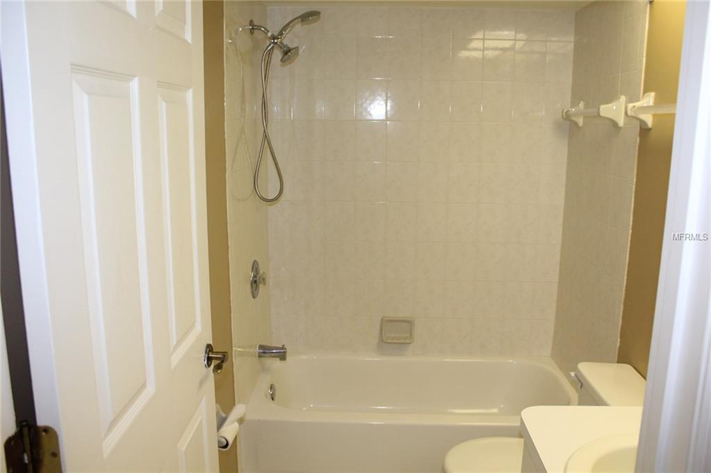 7920 50TH PLACE E, BRADENTON, Florida 34203, 3 Bedrooms Bedrooms, 5 Rooms Rooms,2 BathroomsBathrooms,Residential,For sale,50TH,A4209371