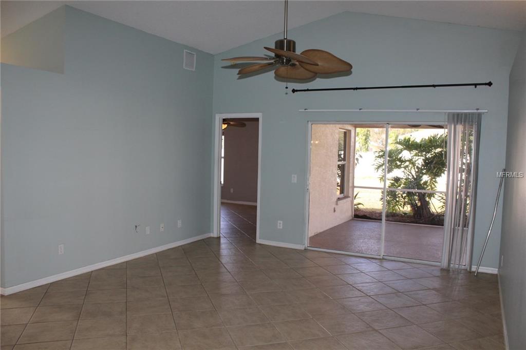 7920 50TH PLACE E, BRADENTON, Florida 34203, 3 Bedrooms Bedrooms, 5 Rooms Rooms,2 BathroomsBathrooms,Residential,For sale,50TH,A4209371
