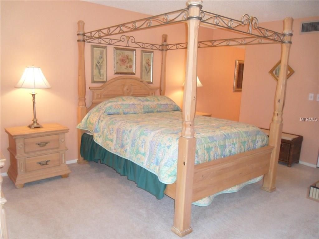 1401 PINE LAKE DRIVE, VENICE, Florida 34285, 2 Bedrooms Bedrooms, 7 Rooms Rooms,2 BathroomsBathrooms,Residential,For sale,PINE LAKE,N5916378