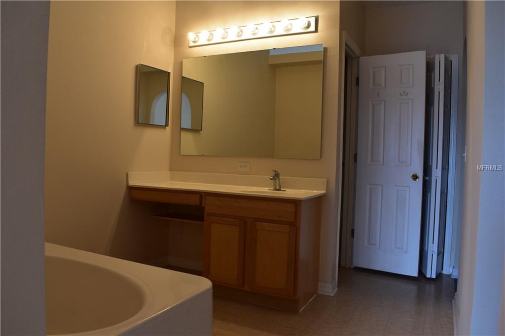 3044 BLAINE CIRCLE, DELTONA, Florida 32738, 5 Bedrooms Bedrooms, 9 Rooms Rooms,2 BathroomsBathrooms,Residential,For sale,BLAINE,V4719935