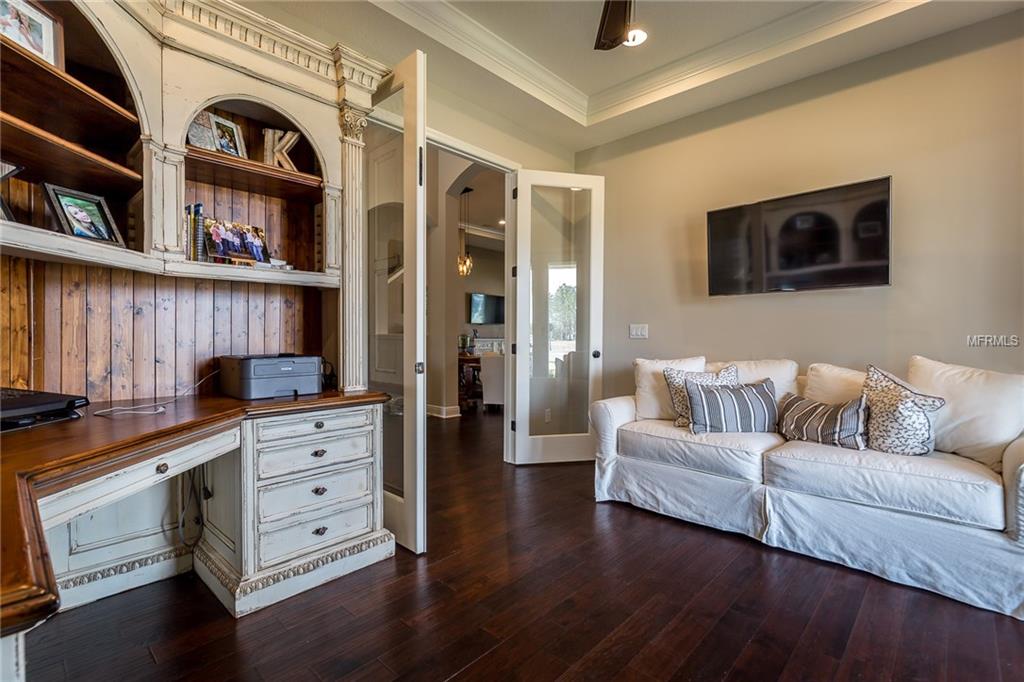 19543 LONESOME PINE DRIVE, LAND O LAKES, Florida 34638, 4 Bedrooms Bedrooms, 10 Rooms Rooms,4 BathroomsBathrooms,Residential,For sale,LONESOME PINE,T2922648