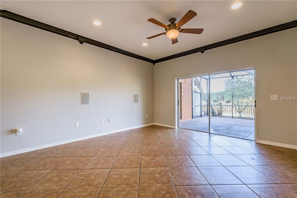 6918 MONARCH PARK DRIVE, APOLLO BEACH, Florida 33572, 3 Bedrooms Bedrooms, 3 Rooms Rooms,2 BathroomsBathrooms,Residential,For sale,MONARCH PARK,T2925446