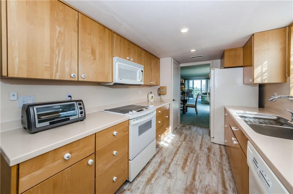 2699 SEVILLE BOULEVARD, CLEARWATER, Florida 33764, 2 Bedrooms Bedrooms, 5 Rooms Rooms,2 BathroomsBathrooms,Residential,For sale,SEVILLE,U7846026