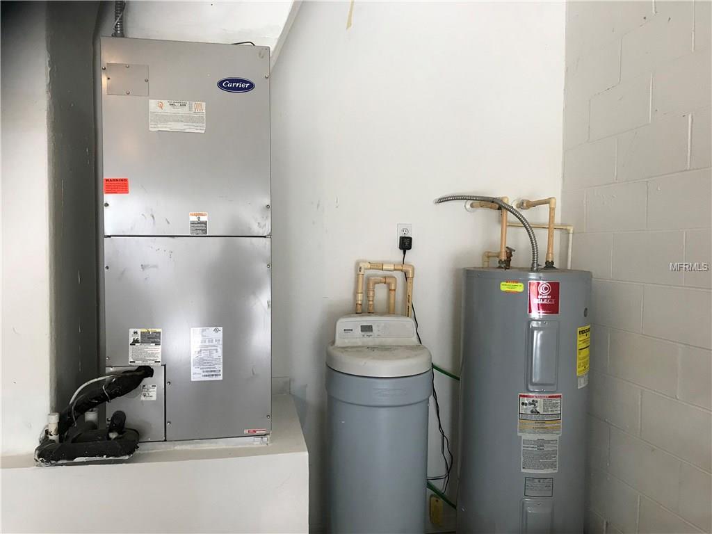 13942 EDEN ISLE BOULEVARD, WINDERMERE, Florida 34786, 3 Bedrooms Bedrooms, 8 Rooms Rooms,2 BathroomsBathrooms,Residential,For sale,EDEN ISLE,O5560788