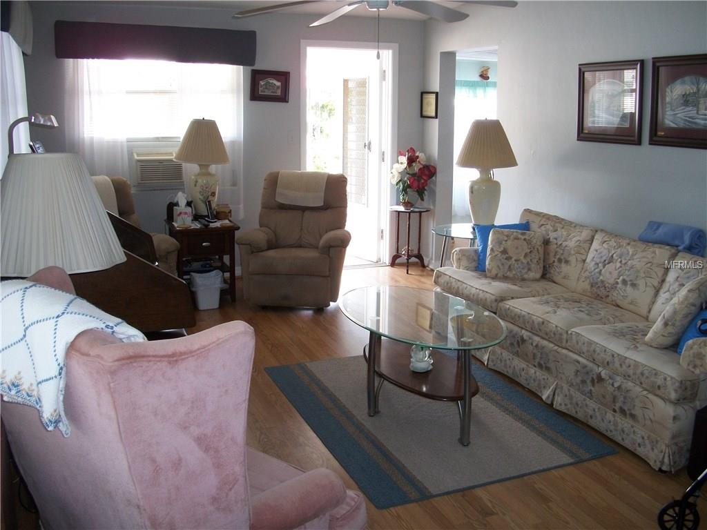 20000 N US HIGHWAY 19 N, CLEARWATER, Florida 33764, 2 Bedrooms Bedrooms, 4 Rooms Rooms,1 BathroomBathrooms,Residential,For sale,US HIGHWAY 19,U7847508