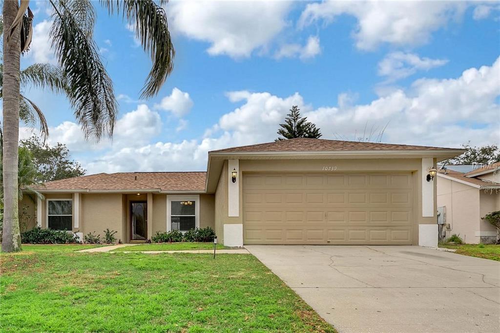 10739 CRESCENDO LOOP, CLERMONT, Florida 34711, 3 Bedrooms Bedrooms, 7 Rooms Rooms,2 BathroomsBathrooms,Residential,For sale,CRESCENDO,G4852809