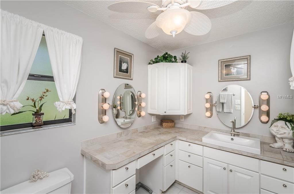 6333 FJORD WAY, NEW PORT RICHEY, Florida 34652, 5 Bedrooms Bedrooms, 9 Rooms Rooms,3 BathroomsBathrooms,Residential,For sale,FJORD,W7632445