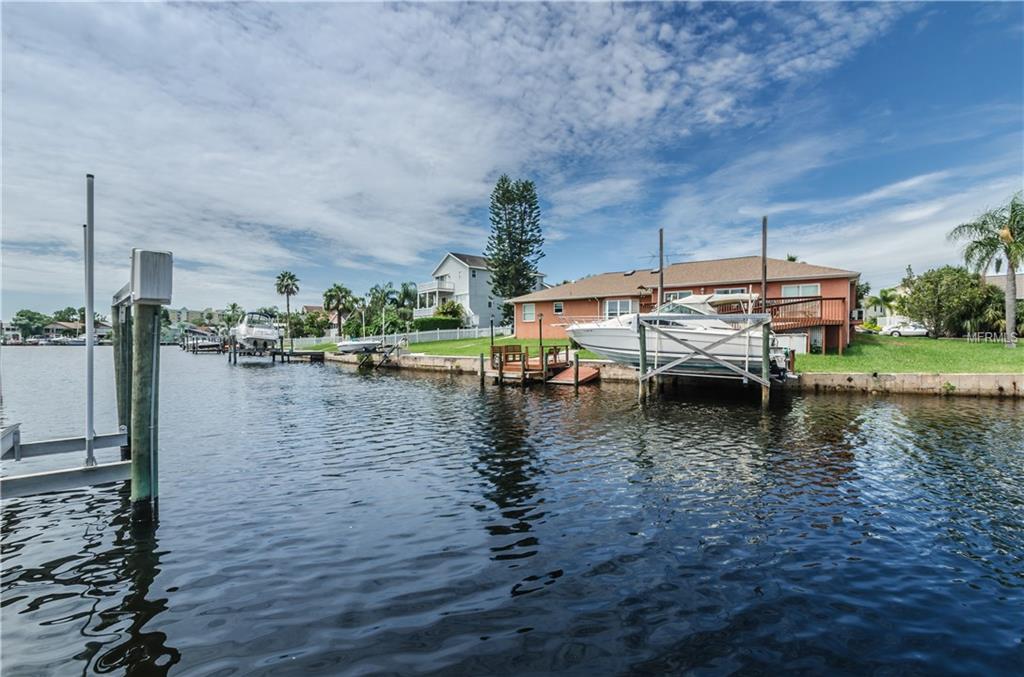 6333 FJORD WAY, NEW PORT RICHEY, Florida 34652, 5 Bedrooms Bedrooms, 9 Rooms Rooms,3 BathroomsBathrooms,Residential,For sale,FJORD,W7632445