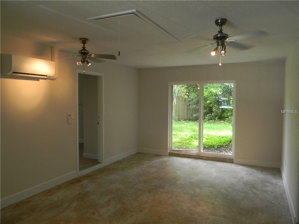 285 W OAK HILL ROAD, MOUNT DORA, Florida 32757, 5 Bedrooms Bedrooms, 3 Rooms Rooms,3 BathroomsBathrooms,Residential,For sale,OAK HILL,O5535932