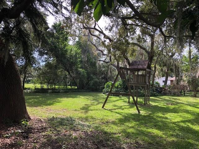 285 W OAK HILL ROAD, MOUNT DORA, Florida 32757, 5 Bedrooms Bedrooms, 3 Rooms Rooms,3 BathroomsBathrooms,Residential,For sale,OAK HILL,O5535932