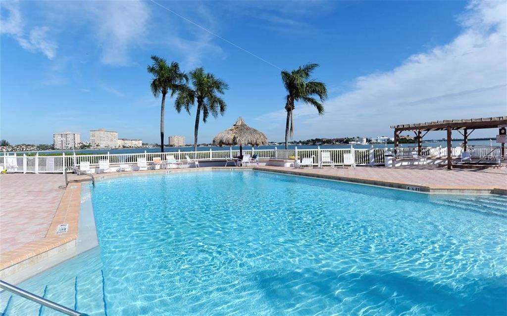 6219 PALMA DEL MAR BOULEVARD S, ST PETERSBURG, Florida 33715, 2 Bedrooms Bedrooms, 6 Rooms Rooms,2 BathroomsBathrooms,Residential,For sale,PALMA DEL MAR,A4203081