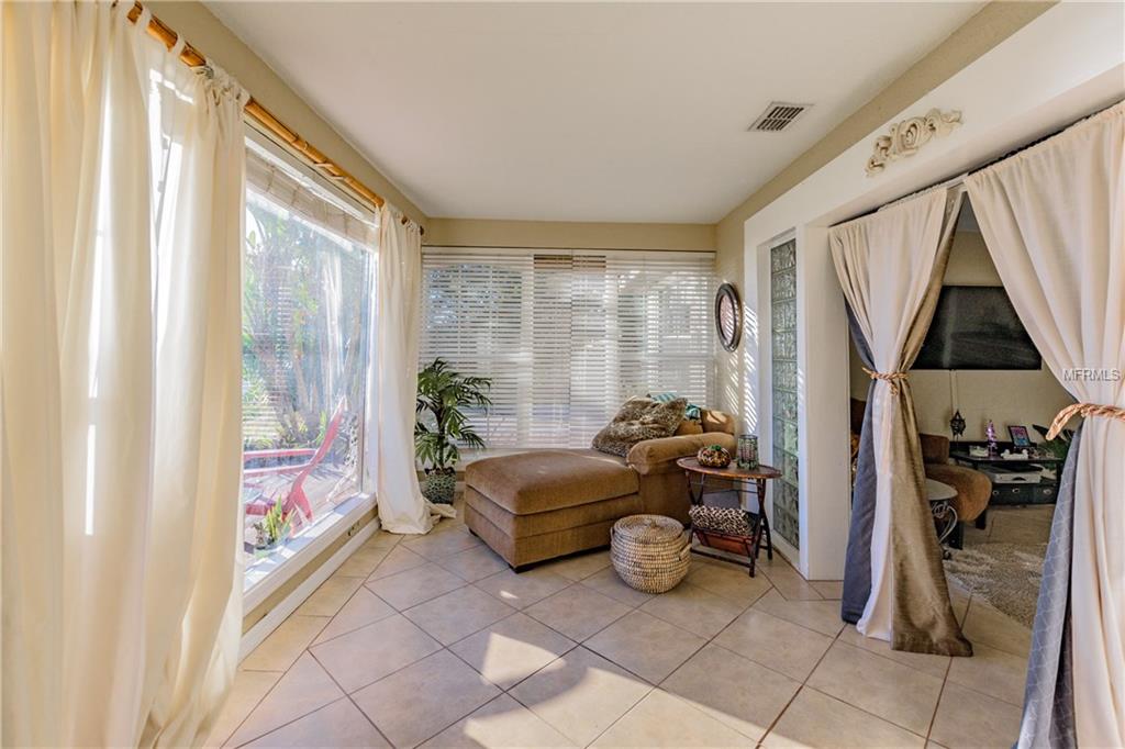 604 E SILVER STAR ROAD, OCOEE, Florida 34761, 4 Bedrooms Bedrooms, 8 Rooms Rooms,2 BathroomsBathrooms,Residential,For sale,SILVER STAR,O5554782