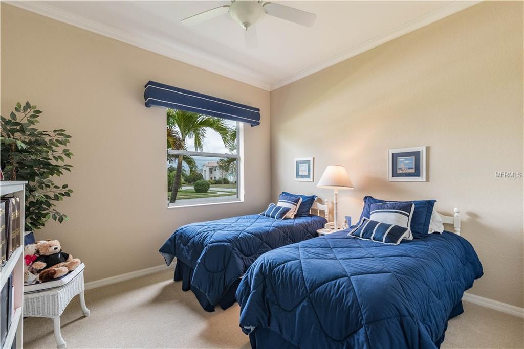 12034 GRANITE WOODS LOOP, VENICE, Florida 34292, 4 Bedrooms Bedrooms, 7 Rooms Rooms,3 BathroomsBathrooms,Residential,For sale,GRANITE WOODS,D5922741