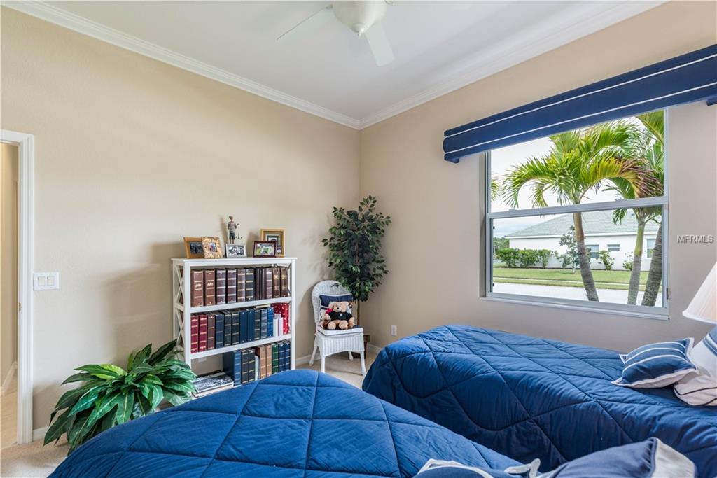 12034 GRANITE WOODS LOOP, VENICE, Florida 34292, 4 Bedrooms Bedrooms, 7 Rooms Rooms,3 BathroomsBathrooms,Residential,For sale,GRANITE WOODS,D5922741