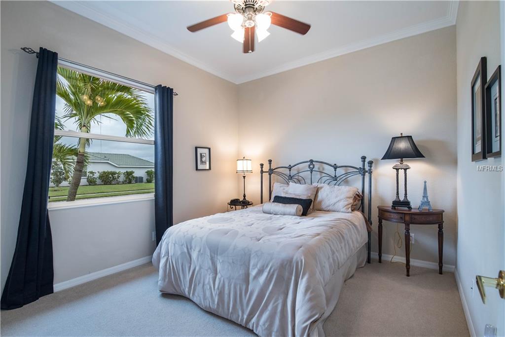 12034 GRANITE WOODS LOOP, VENICE, Florida 34292, 4 Bedrooms Bedrooms, 7 Rooms Rooms,3 BathroomsBathrooms,Residential,For sale,GRANITE WOODS,D5922741