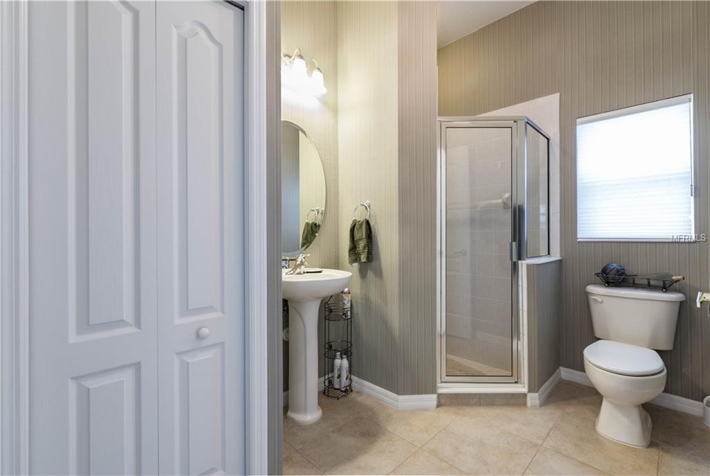 12034 GRANITE WOODS LOOP, VENICE, Florida 34292, 4 Bedrooms Bedrooms, 7 Rooms Rooms,3 BathroomsBathrooms,Residential,For sale,GRANITE WOODS,D5922741