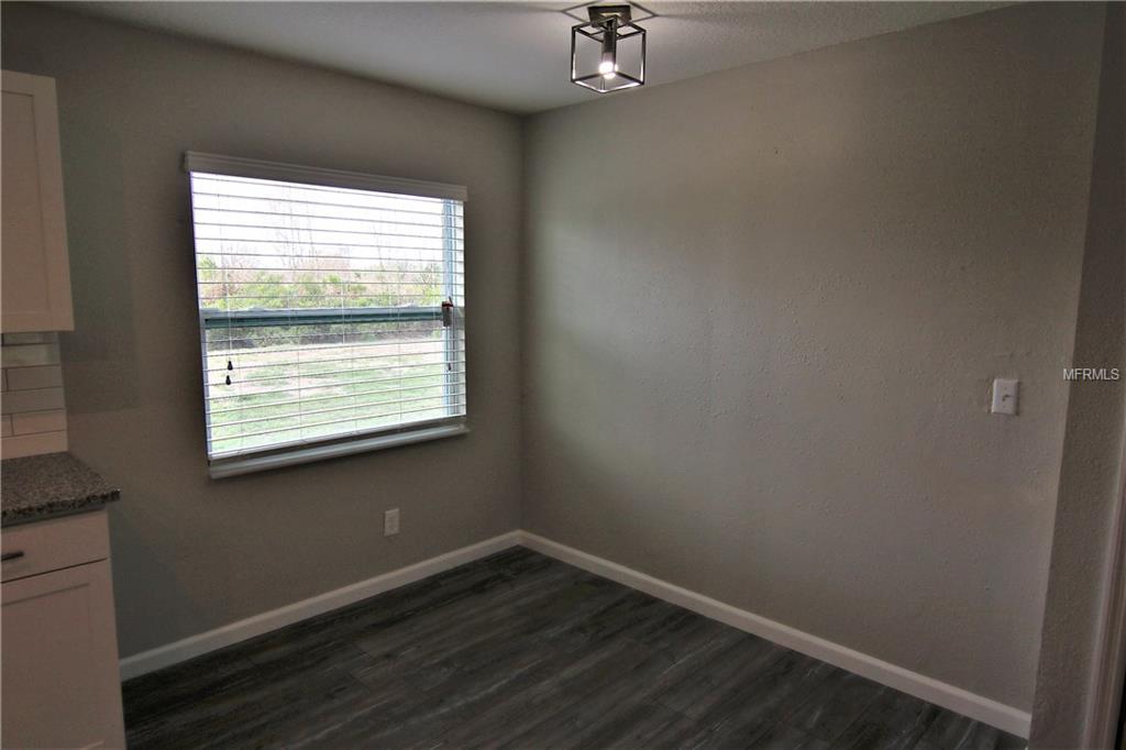 8801 PAUL BUCHMAN HIGHWAY, PLANT CITY, Florida 33565, 3 Bedrooms Bedrooms, 5 Rooms Rooms,2 BathroomsBathrooms,Residential,For sale,PAUL BUCHMAN,T2928421