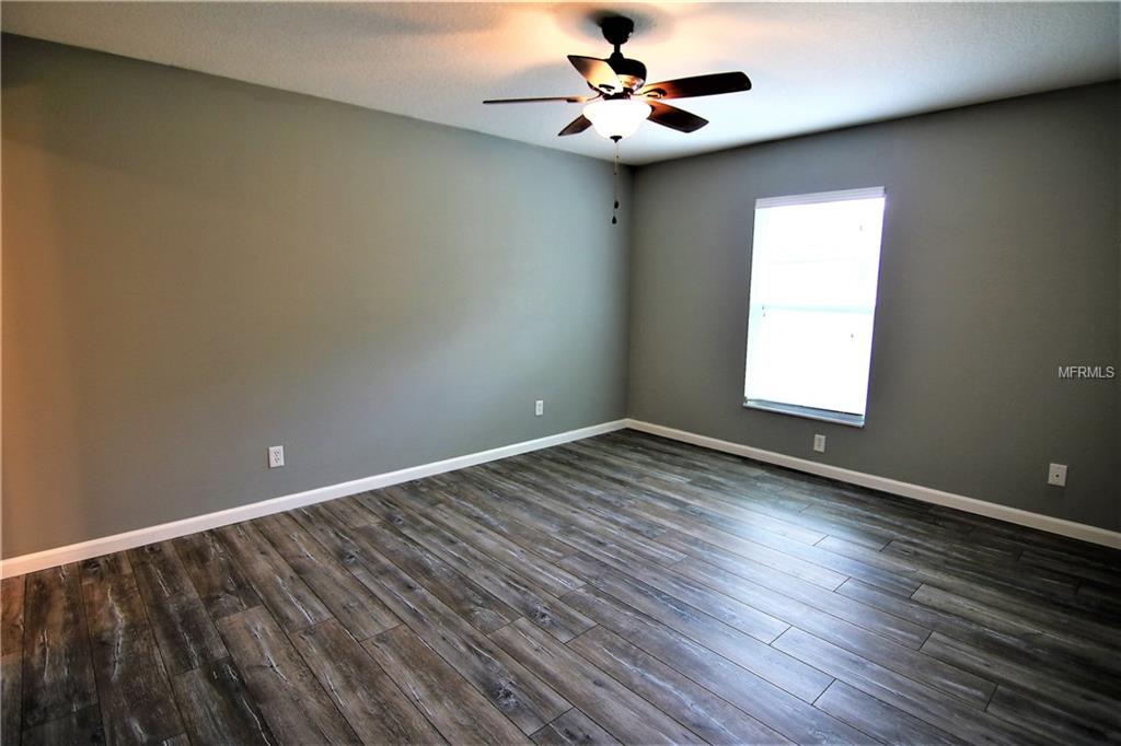 8801 PAUL BUCHMAN HIGHWAY, PLANT CITY, Florida 33565, 3 Bedrooms Bedrooms, 5 Rooms Rooms,2 BathroomsBathrooms,Residential,For sale,PAUL BUCHMAN,T2928421