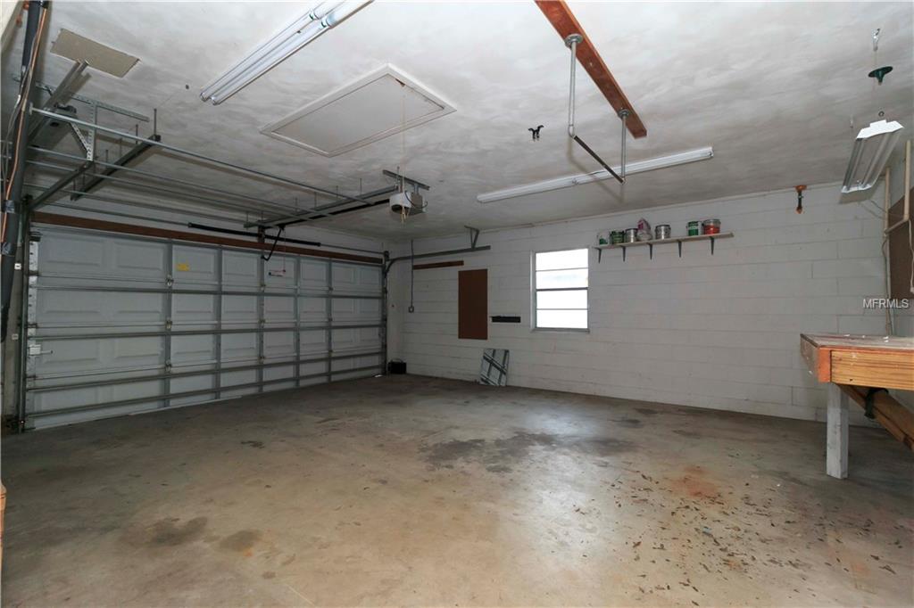 2715 MAE LOMA COURT, ORLANDO, Florida 32806, 3 Bedrooms Bedrooms, 6 Rooms Rooms,2 BathroomsBathrooms,Residential,For sale,MAE LOMA,O5535984