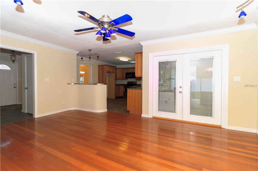 2715 MAE LOMA COURT, ORLANDO, Florida 32806, 3 Bedrooms Bedrooms, 6 Rooms Rooms,2 BathroomsBathrooms,Residential,For sale,MAE LOMA,O5535984