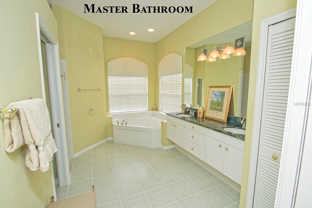 5712 31ST COURT E, ELLENTON, Florida 34222, 4 Bedrooms Bedrooms, 10 Rooms Rooms,3 BathroomsBathrooms,Residential,For sale,31ST,A4198433