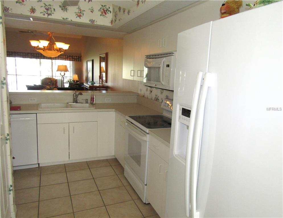 406 LAUREL LAKE DRIVE, VENICE, Florida 34292, 2 Bedrooms Bedrooms, 8 Rooms Rooms,2 BathroomsBathrooms,Residential,For sale,LAUREL LAKE,N5914884