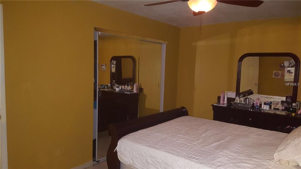 223 LA PAZ DRIVE, KISSIMMEE, Florida 34743, 3 Bedrooms Bedrooms, 6 Rooms Rooms,3 BathroomsBathrooms,Residential,For sale,LA PAZ,S4853748