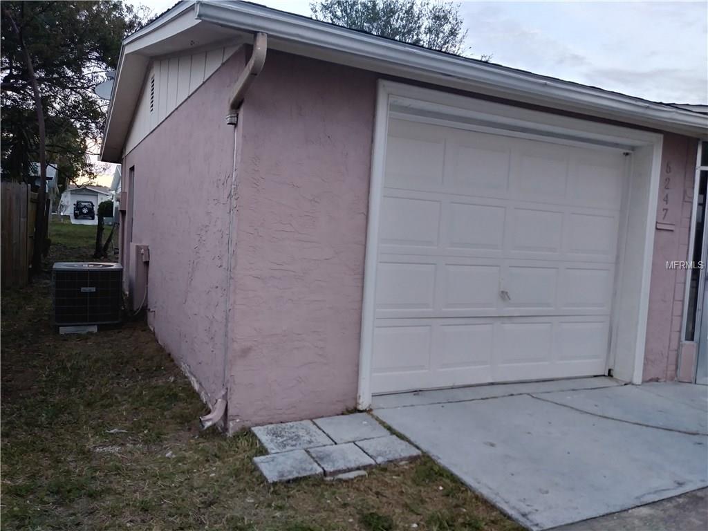 5247 FALCON DRIVE, HOLIDAY, Florida 34690, 2 Bedrooms Bedrooms, 3 Rooms Rooms,1 BathroomBathrooms,Residential,For sale,FALCON,H2204445