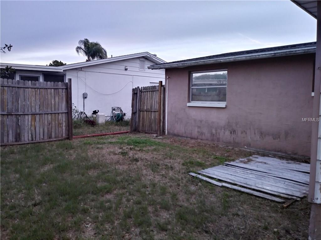 5247 FALCON DRIVE, HOLIDAY, Florida 34690, 2 Bedrooms Bedrooms, 3 Rooms Rooms,1 BathroomBathrooms,Residential,For sale,FALCON,H2204445