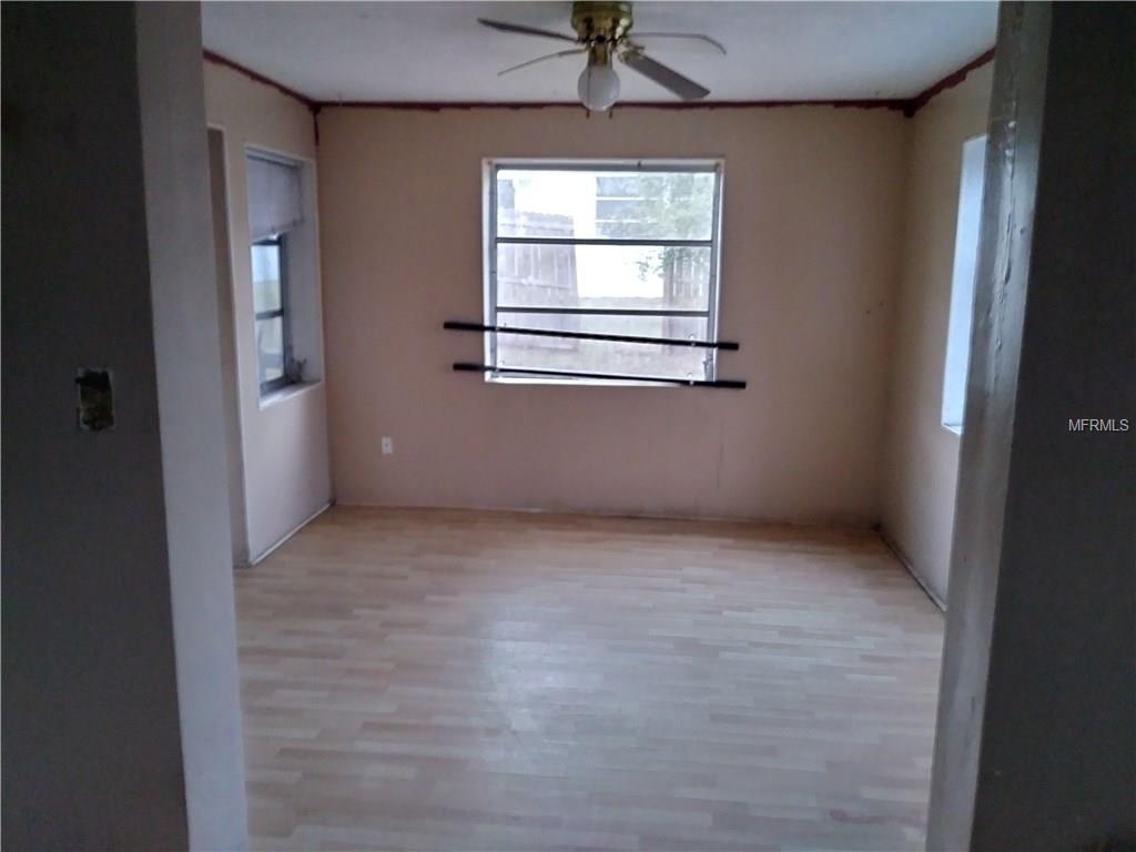 5247 FALCON DRIVE, HOLIDAY, Florida 34690, 2 Bedrooms Bedrooms, 3 Rooms Rooms,1 BathroomBathrooms,Residential,For sale,FALCON,H2204445