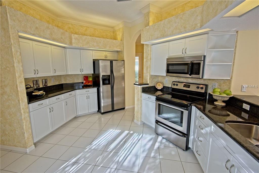 8721 52ND DRIVE E, BRADENTON, Florida 34211, 2 Bedrooms Bedrooms, 6 Rooms Rooms,2 BathroomsBathrooms,Residential,For sale,52ND,A4209140