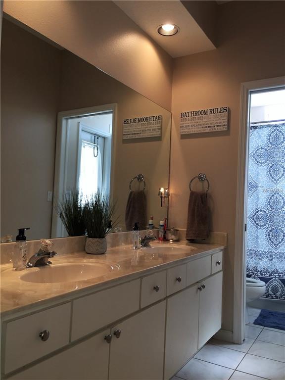 10443 SPARKLE COURT, ORLANDO, Florida 32836, 3 Bedrooms Bedrooms, 6 Rooms Rooms,2 BathroomsBathrooms,Residential,For sale,SPARKLE,O5561115