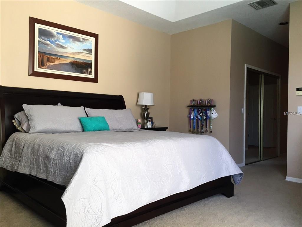 10443 SPARKLE COURT, ORLANDO, Florida 32836, 3 Bedrooms Bedrooms, 6 Rooms Rooms,2 BathroomsBathrooms,Residential,For sale,SPARKLE,O5561115