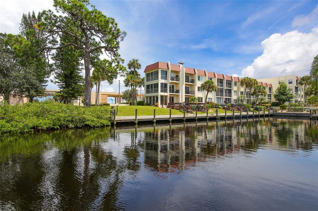 210 SANTA MARIA STREET, VENICE, Florida 34285, 2 Bedrooms Bedrooms, 6 Rooms Rooms,2 BathroomsBathrooms,Residential,For sale,SANTA MARIA,A4209947
