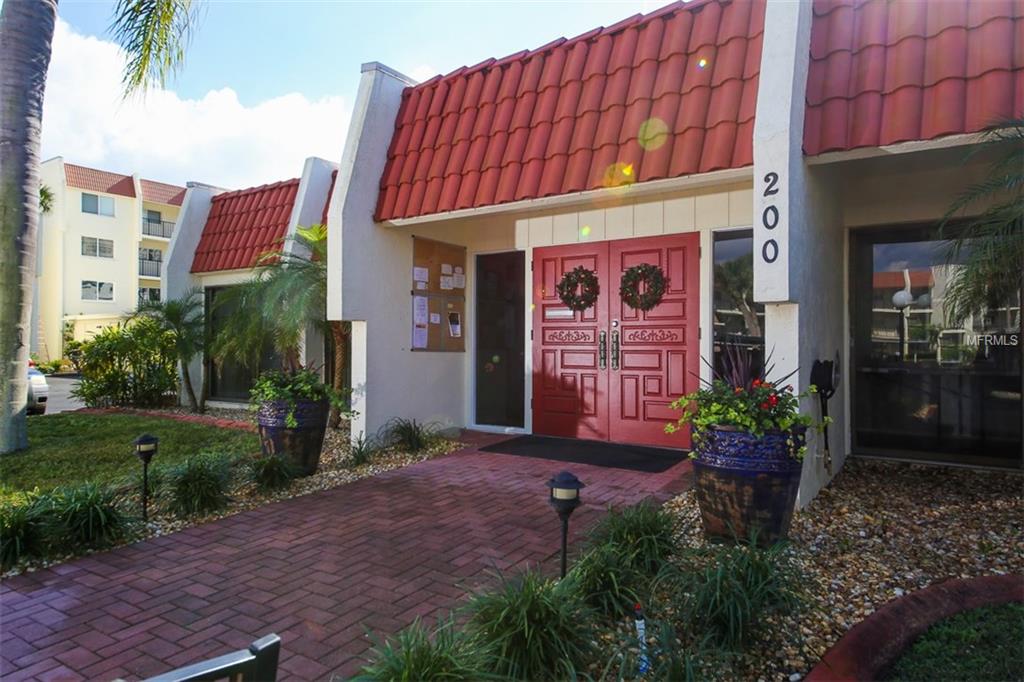 210 SANTA MARIA STREET, VENICE, Florida 34285, 2 Bedrooms Bedrooms, 6 Rooms Rooms,2 BathroomsBathrooms,Residential,For sale,SANTA MARIA,A4209947