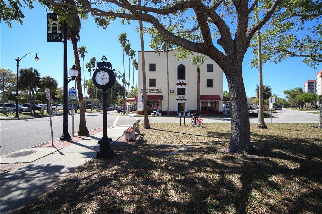 210 SANTA MARIA STREET, VENICE, Florida 34285, 2 Bedrooms Bedrooms, 6 Rooms Rooms,2 BathroomsBathrooms,Residential,For sale,SANTA MARIA,A4209947