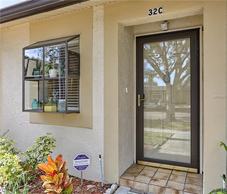 11511 113TH STREET, SEMINOLE, Florida 33778, 2 Bedrooms Bedrooms, 5 Rooms Rooms,2 BathroomsBathrooms,Residential,For sale,113TH,U7847509