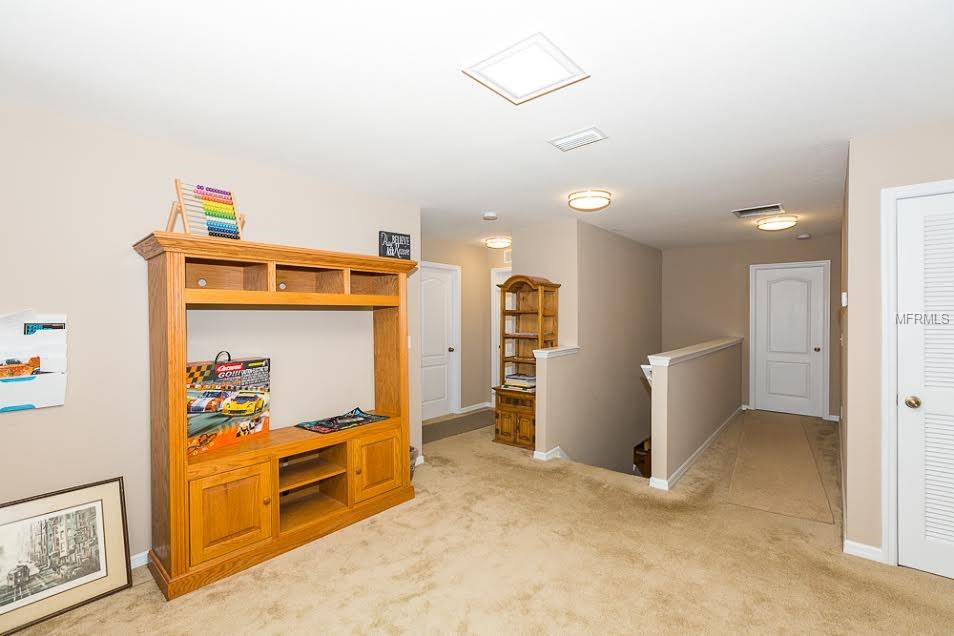 665 BREEZEWAY COURT, BRANDON, Florida 33511, 4 Bedrooms Bedrooms, 9 Rooms Rooms,2 BathroomsBathrooms,Residential,For sale,BREEZEWAY,T2916213