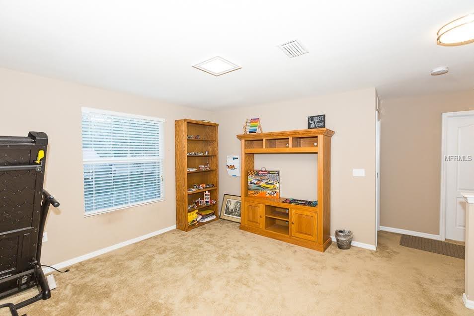 665 BREEZEWAY COURT, BRANDON, Florida 33511, 4 Bedrooms Bedrooms, 9 Rooms Rooms,2 BathroomsBathrooms,Residential,For sale,BREEZEWAY,T2916213