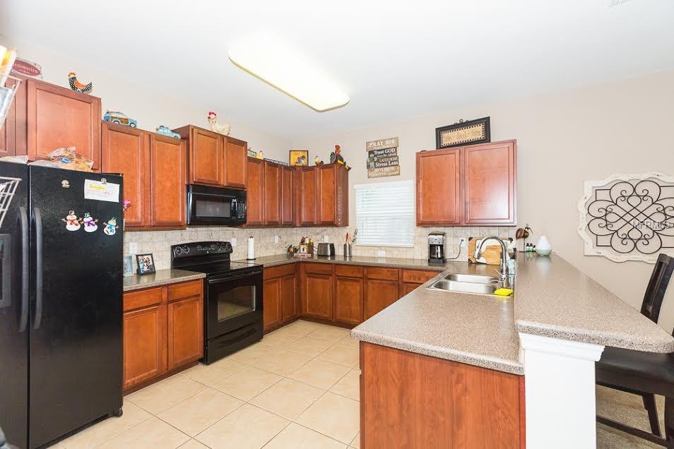 665 BREEZEWAY COURT, BRANDON, Florida 33511, 4 Bedrooms Bedrooms, 9 Rooms Rooms,2 BathroomsBathrooms,Residential,For sale,BREEZEWAY,T2916213