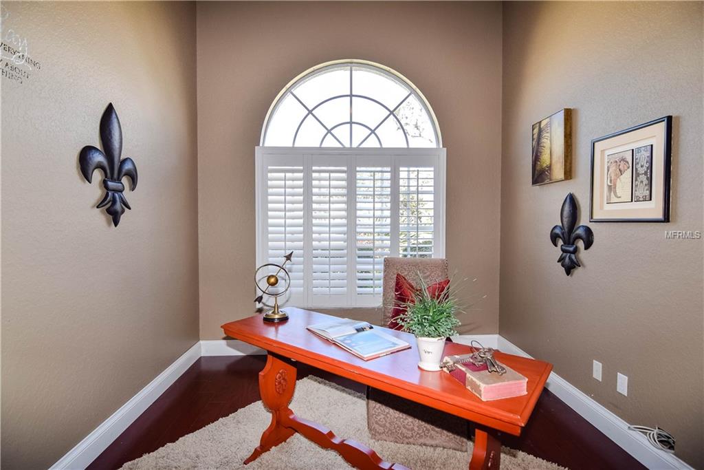 11318 CHURCHHILL TRAIL, SEMINOLE, Florida 33772, 4 Bedrooms Bedrooms, 10 Rooms Rooms,3 BathroomsBathrooms,Residential,For sale,CHURCHHILL,U7843150