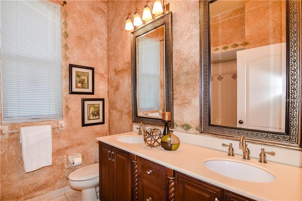 11318 CHURCHHILL TRAIL, SEMINOLE, Florida 33772, 4 Bedrooms Bedrooms, 10 Rooms Rooms,3 BathroomsBathrooms,Residential,For sale,CHURCHHILL,U7843150