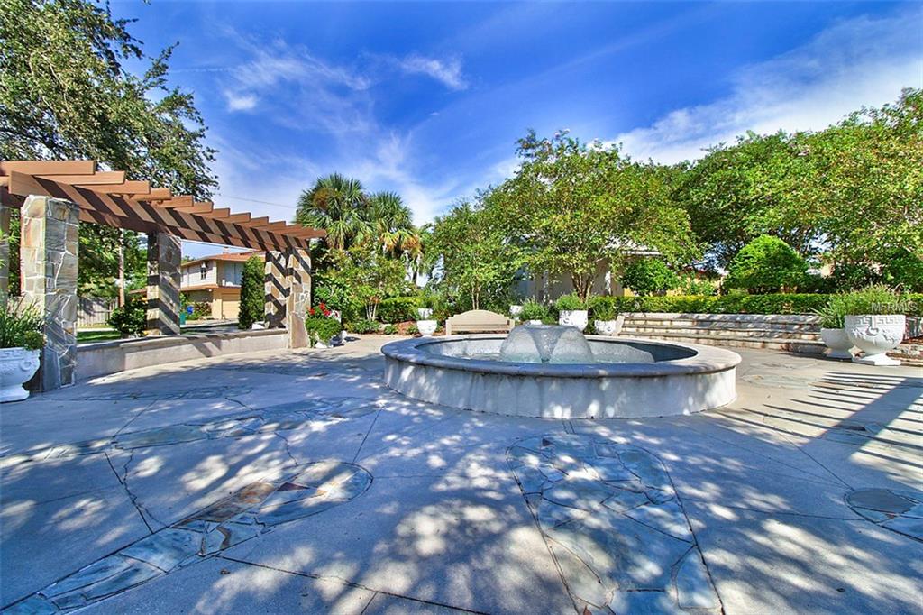 7000 SUNSET DRIVE S, SOUTH PASADENA, Florida 33707, 1 Bedroom Bedrooms, 3 Rooms Rooms,1 BathroomBathrooms,Residential,For sale,SUNSET,U7846381